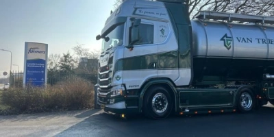 VTC wagen op terrein FF 600 300 px - Van Triest CirQlar is onderdeel van ForFarmers Nederland B.V