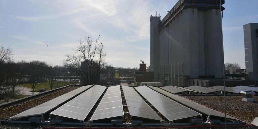 Sustainability solar 2048 1024 px 5