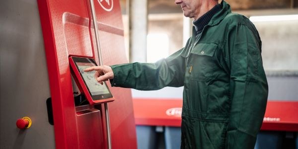 Robotdata melkrobot zdwd (600×300) - Tjoelker Fouragehandel