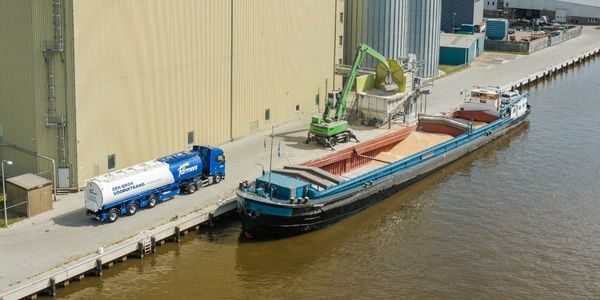 Schip en bulkwagen 600 x300 - Primary site
