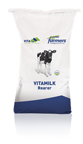VITAMILK rearer bag1 - ForFarmers UK