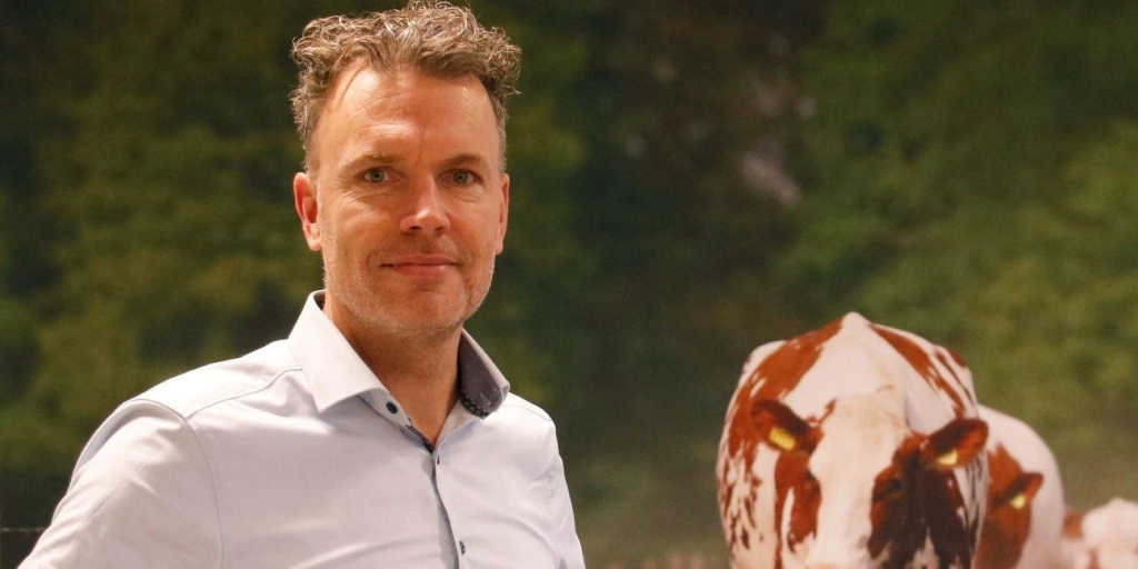 Ronald van Hal 1920x560 1 - Werken bij ForFarmers