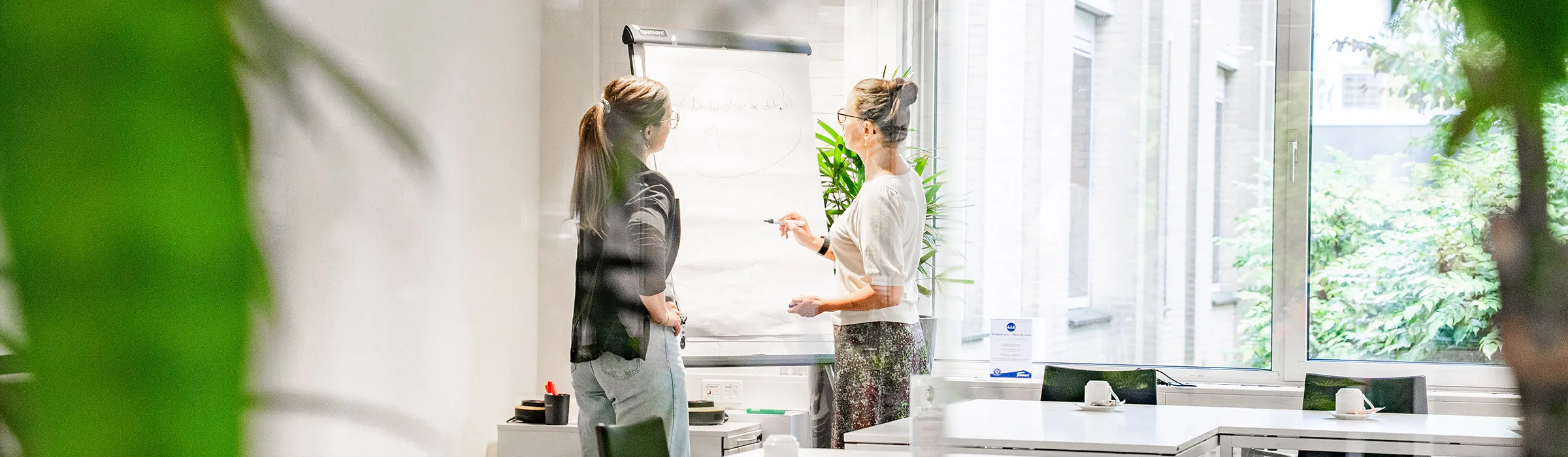 Business Support 2400x700 - Working at ForFarmers