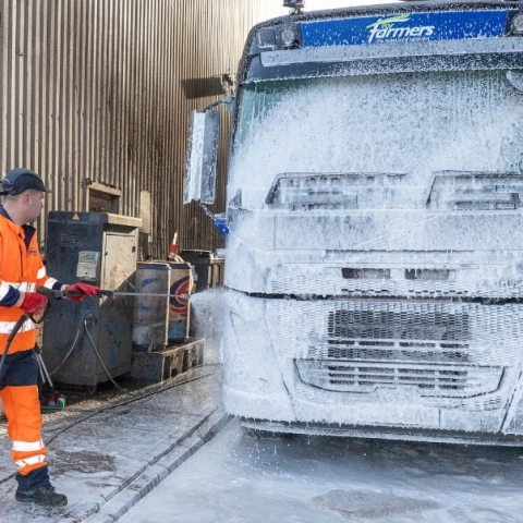 Driver4 Small pictures job detail page927 603 4 - Working at ForFarmers