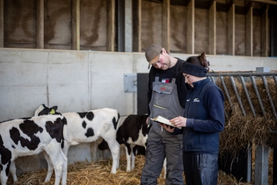 James Lywood and Olivia Parker For Farmers - ForFarmers UK